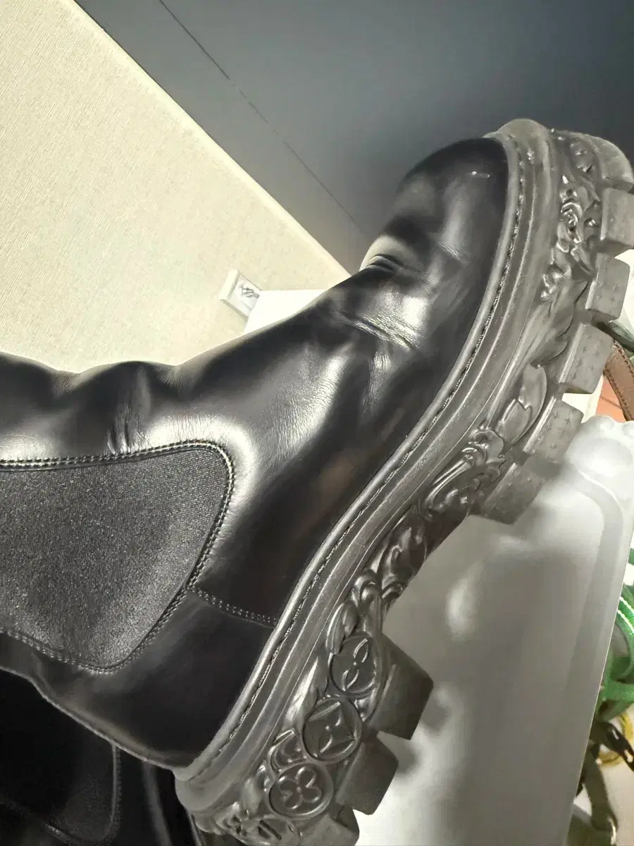 thumbnail-4